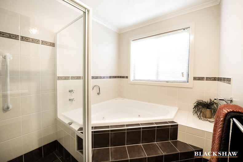 6 Branson Street Dunlop 6 Branson Street Dunlop