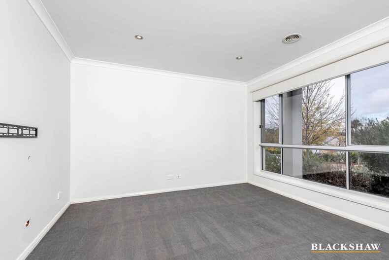 2/29 Muriel Stewart Circuit Bonner