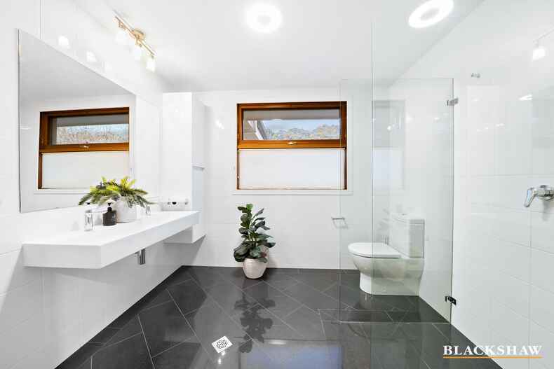 23 Newman Street Yarralumla 23 Newman Street Yarralumla