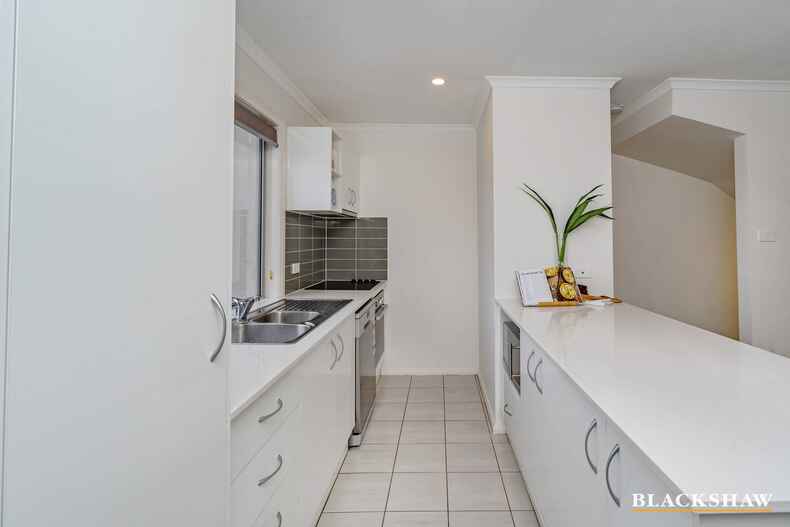 25/15 Andersch Street Casey 25/15 Andersch Street Casey