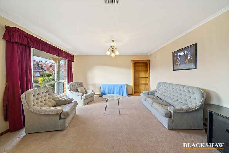 35 Burraly Court Ngunnawal 35 Burraly Court Ngunnawal