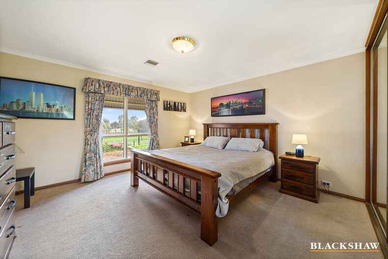 35 Burraly Court Ngunnawal 35 Burraly Court Ngunnawal