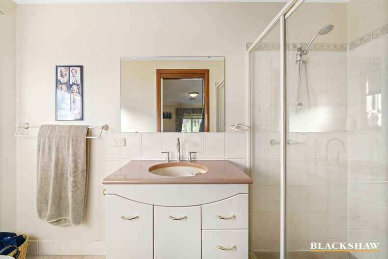 35 Burraly Court Ngunnawal 35 Burraly Court Ngunnawal