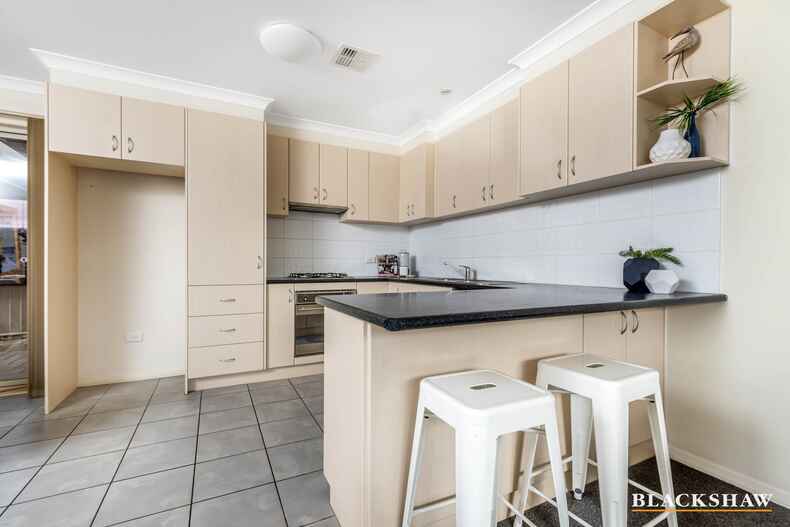 4/30 Ross Road Queanbeyan