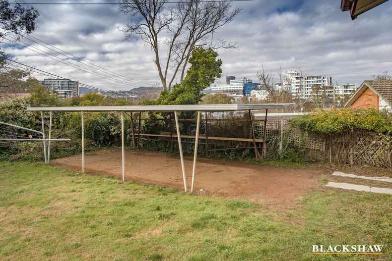 6 Deloraine Street Lyons 6 Deloraine Street Lyons