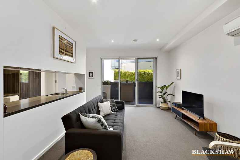 11/16 New South Wales Crescent Forrest