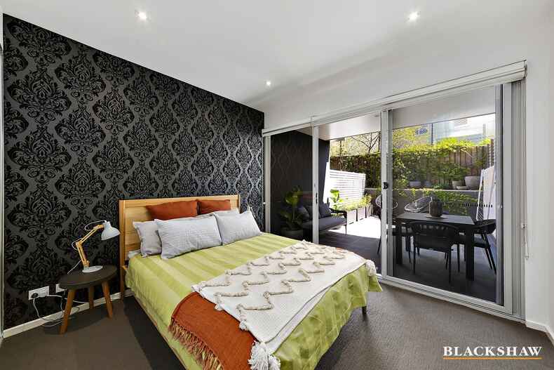 11/16 New South Wales Crescent Forrest