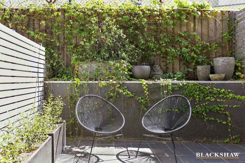 11/16 New South Wales Crescent Forrest