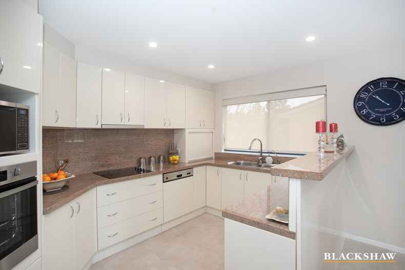 10/216 Beach Road Batehaven