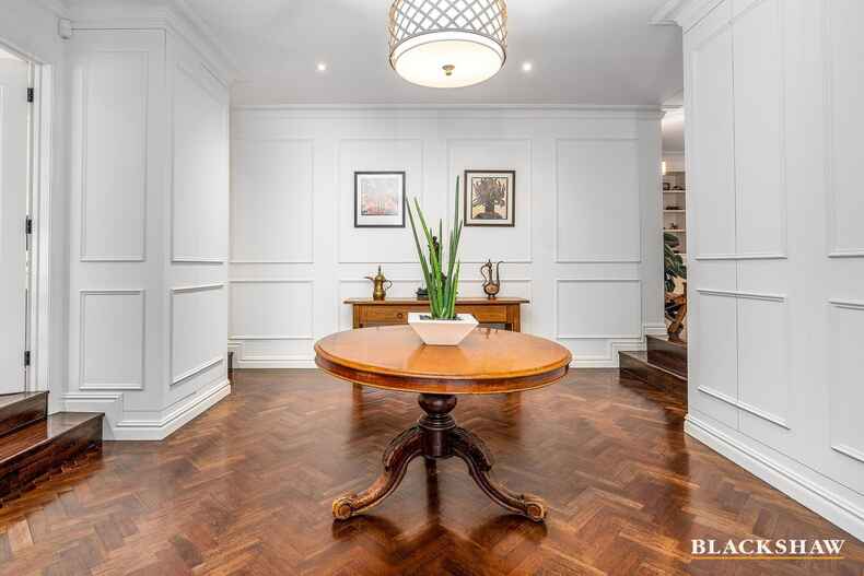 95 Strickland Crescent Deakin