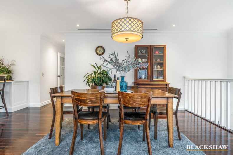 95 Strickland Crescent Deakin