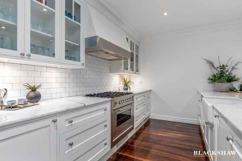 95 Strickland Crescent Deakin