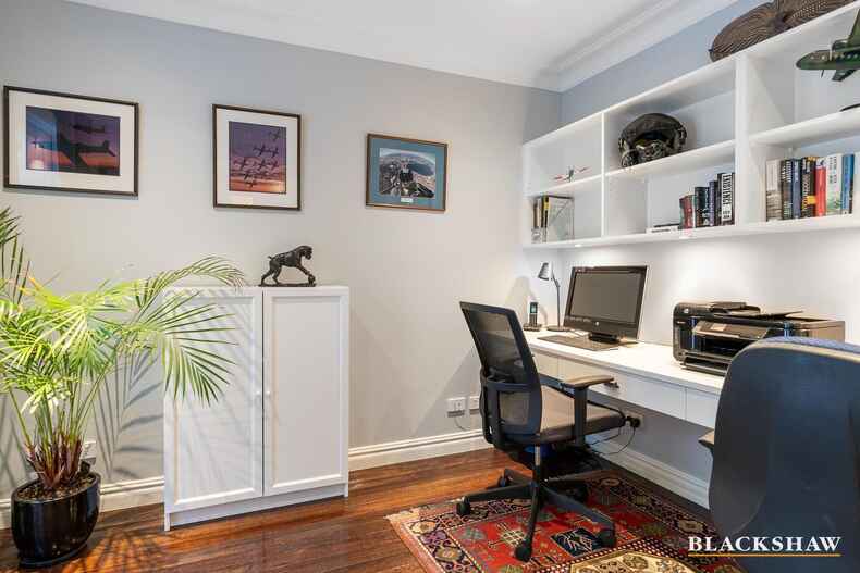 95 Strickland Crescent Deakin