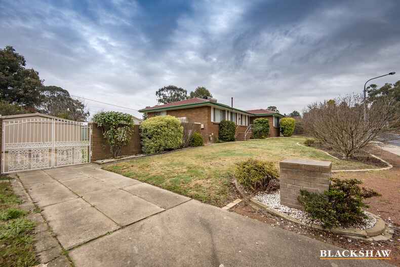 37 Badenoch Crescent Evatt 37 Badenoch Crescent Evatt