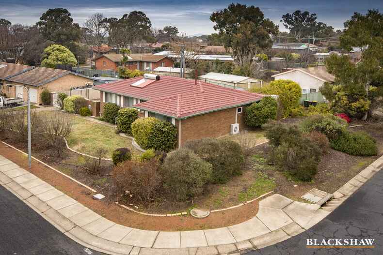 37 Badenoch Crescent Evatt 37 Badenoch Crescent Evatt