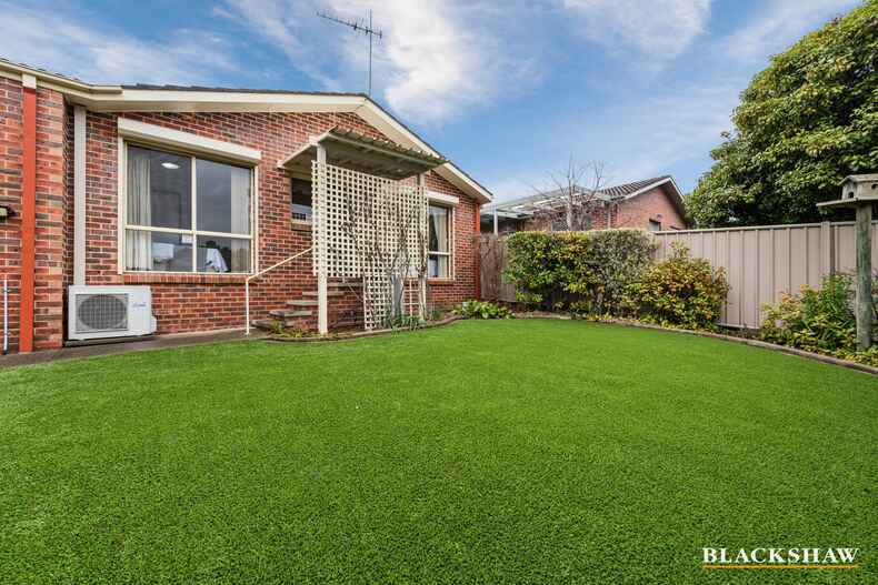 2  Davitt Close Isaacs