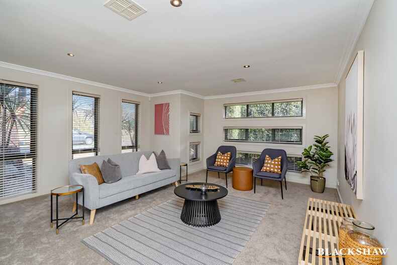 27 Judith Wright Street Franklin