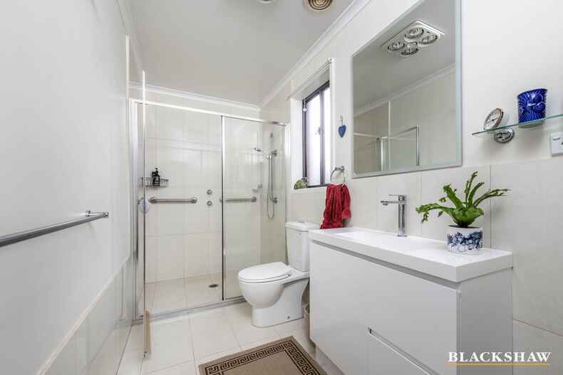 24 Watterson Place Gilmore 24 Watterson Place Gilmore