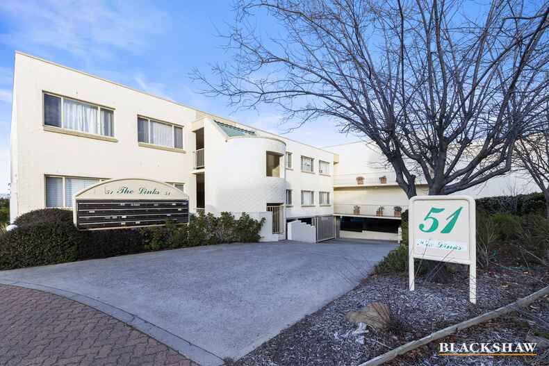 28/51 Leahy Close Narrabundah