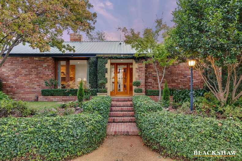 1 Hamilton Row Yarralumla 1 Hamilton Row Yarralumla