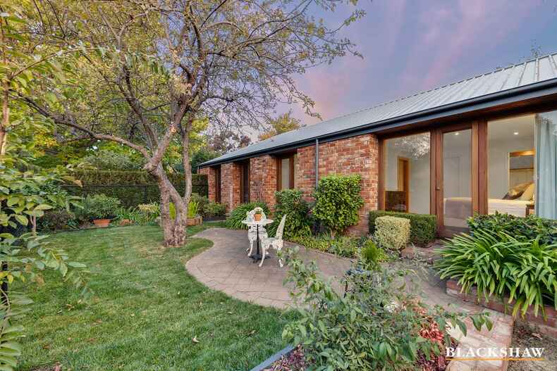 1 Hamilton Row Yarralumla 1 Hamilton Row Yarralumla