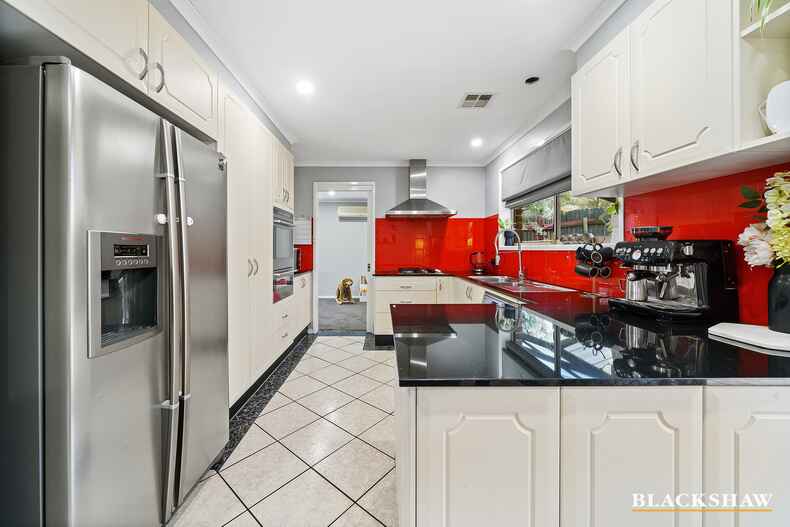 8 Kaleski Place Banks 8 Kaleski Place Banks