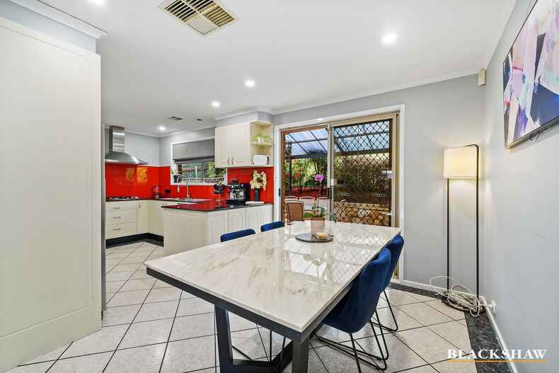 8 Kaleski Place Banks 8 Kaleski Place Banks