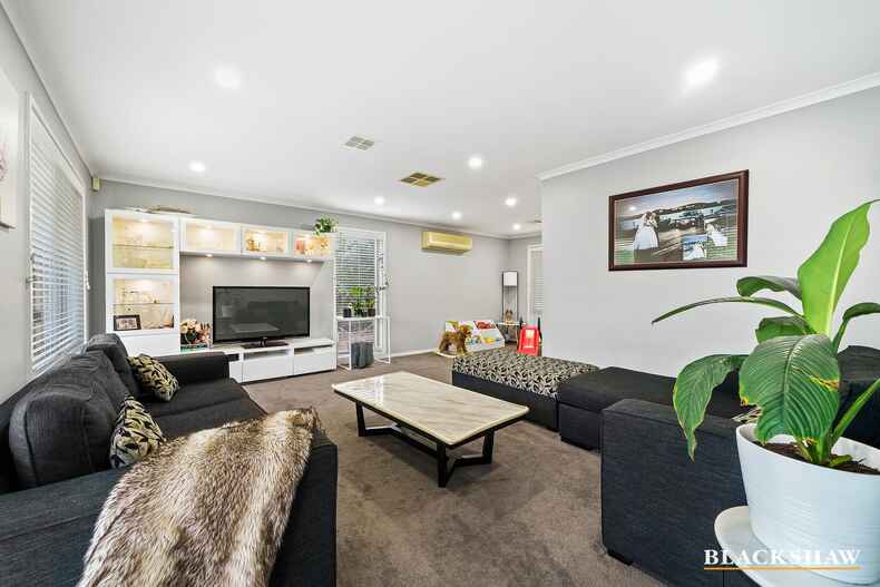 8 Kaleski Place Banks 8 Kaleski Place Banks