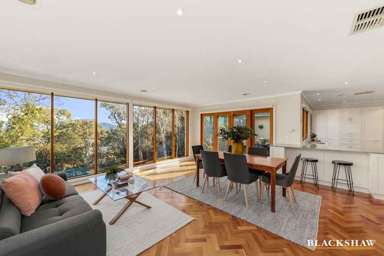 9 Waller Crescent Campbell 9 Waller Crescent Campbell