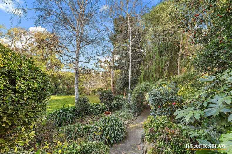 9 Waller Crescent Campbell 9 Waller Crescent Campbell