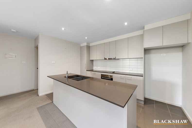 15/71 Giles Street Kingston