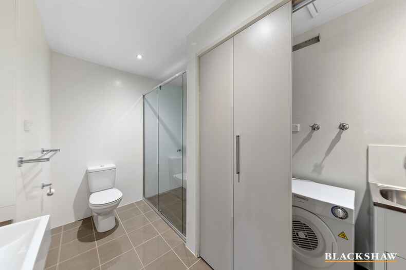 15/71 Giles Street Kingston