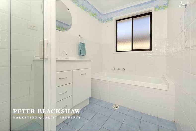 21 Alice Jackson Crescent Gilmore