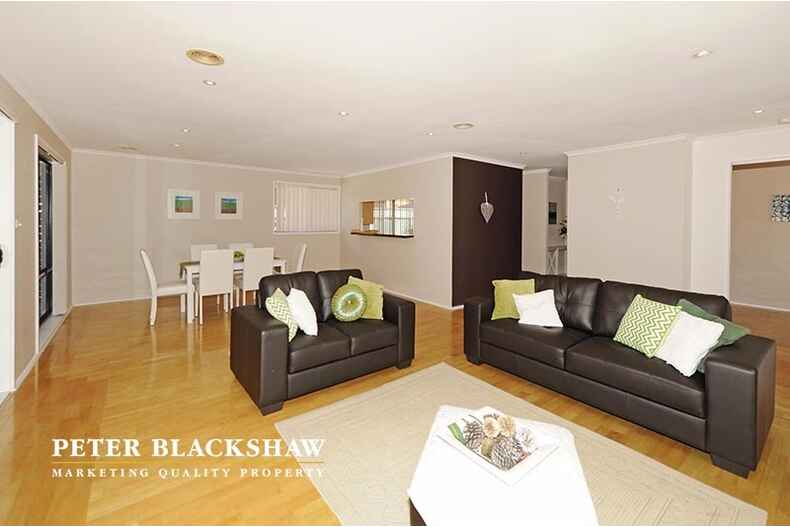 21 Alice Jackson Crescent Gilmore