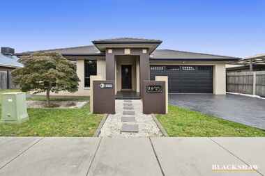 19 Judith Wright Street Franklin