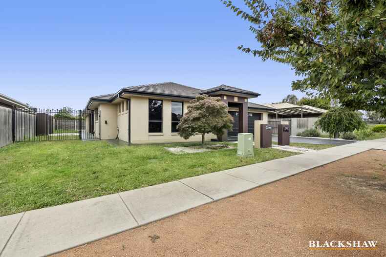 19 Judith Wright Street Franklin 19 Judith Wright Street Franklin