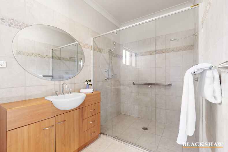 7 Gosse Place Sunshine Bay 7 Gosse Place Sunshine Bay