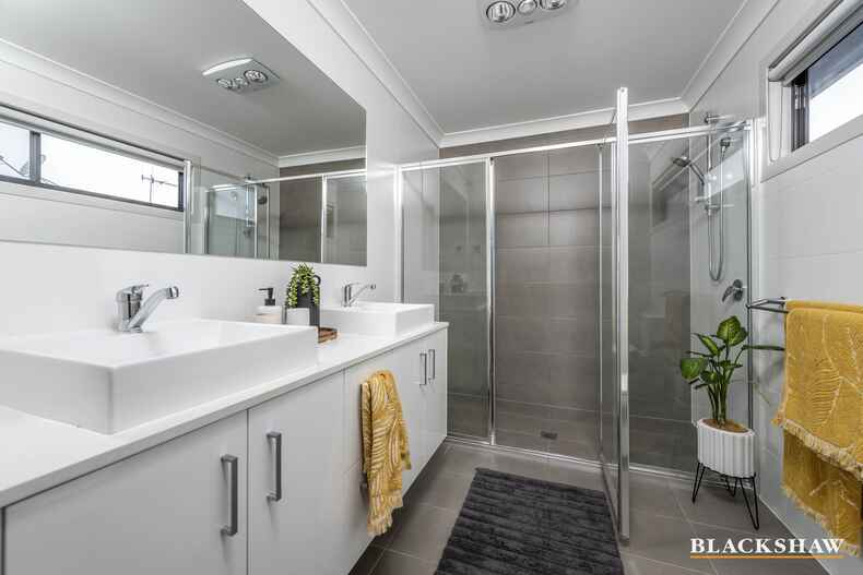 3 Volpato Street Forde 3 Volpato Street Forde