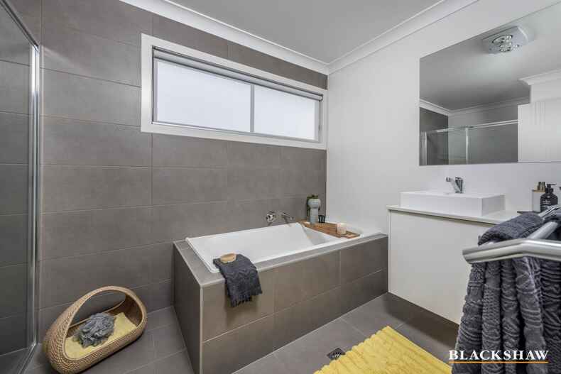 3 Volpato Street Forde 3 Volpato Street Forde