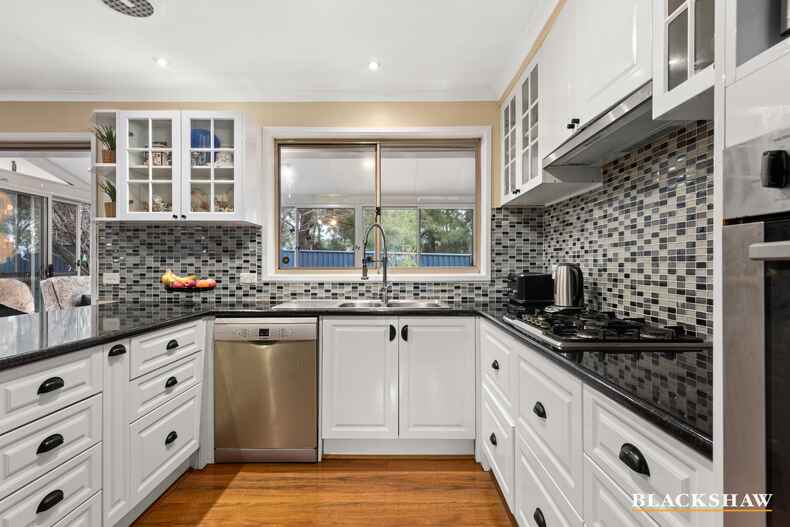 27 Fred Lane Crescent Gordon 27 Fred Lane Crescent Gordon