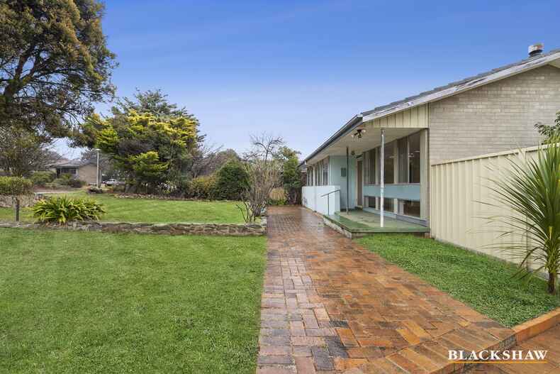 7 Millhouse Crescent Higgins 7 Millhouse Crescent Higgins