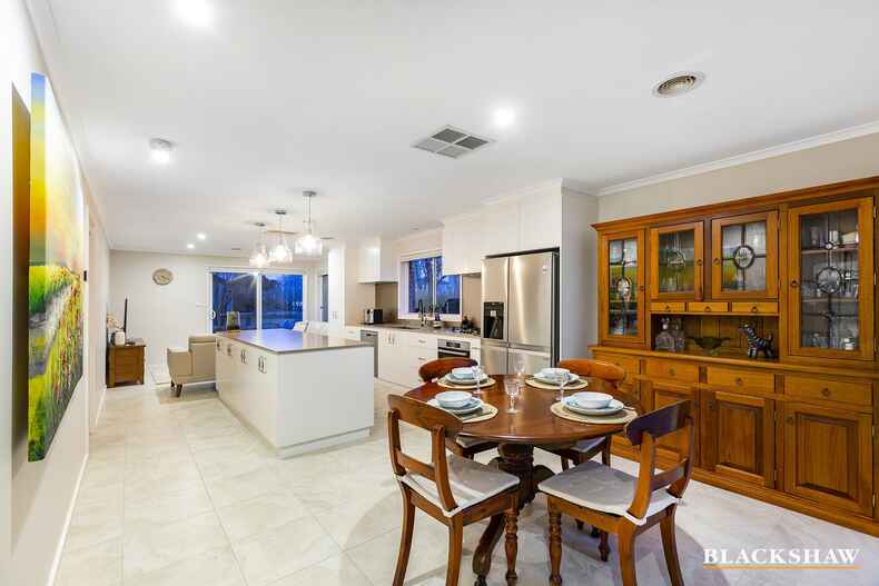 2/11 Bentham Street Yarralumla 2/11 Bentham Street Yarralumla