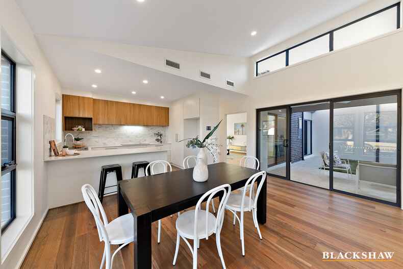 1/3 Hiles Place Kambah 1/3 Hiles Place Kambah