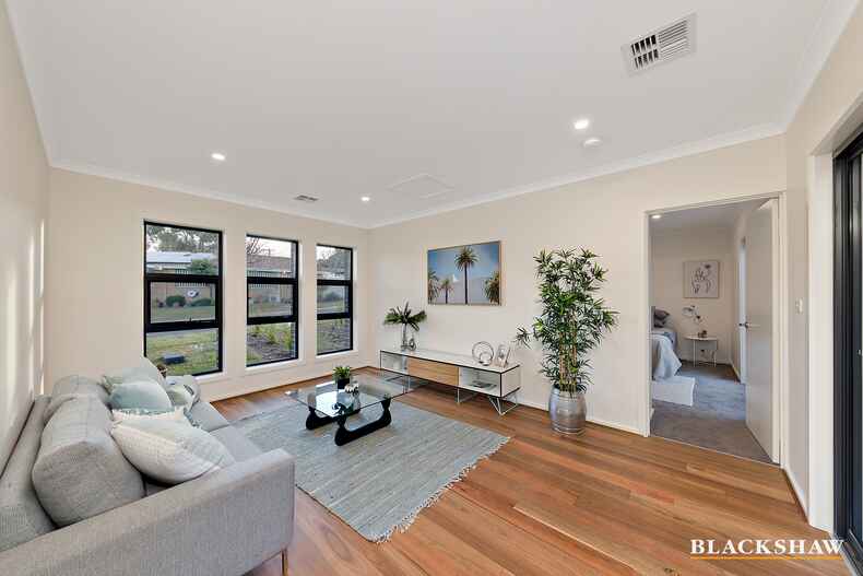 1/3 Hiles Place Kambah 1/3 Hiles Place Kambah