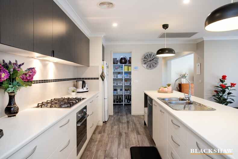 14 Bagarin Avenue Tomakin 14 Bagarin Avenue Tomakin