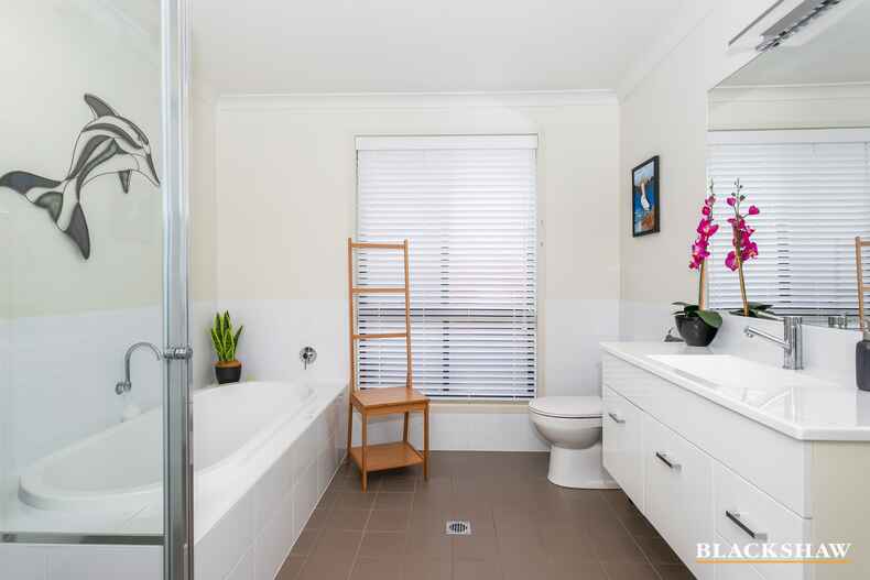 14 Bagarin Avenue Tomakin 14 Bagarin Avenue Tomakin