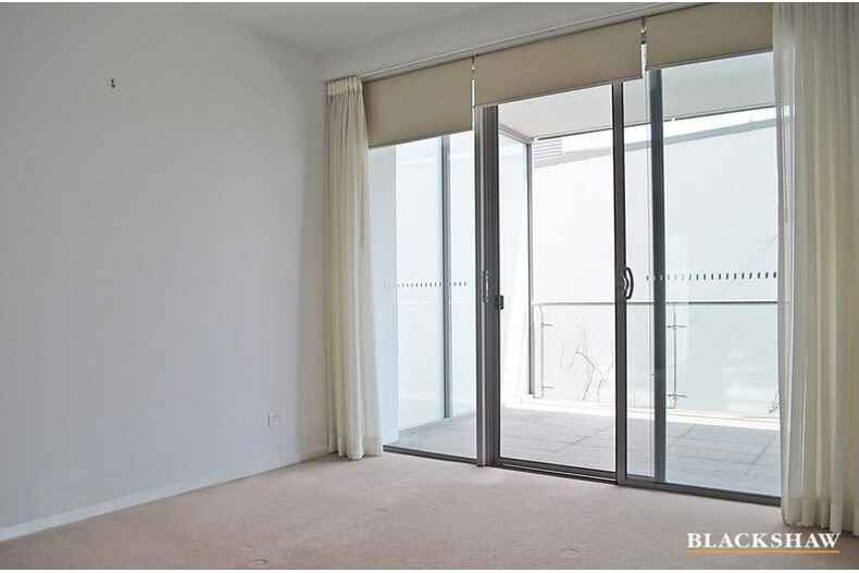 6/57 Eyre Street Kingston