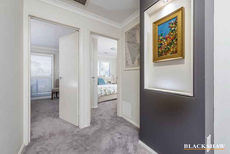 2/30 Bernacchi Street Mawson