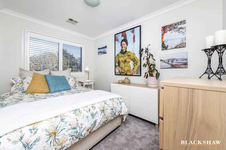 2/30 Bernacchi Street Mawson