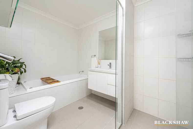 2/30 Bernacchi Street Mawson